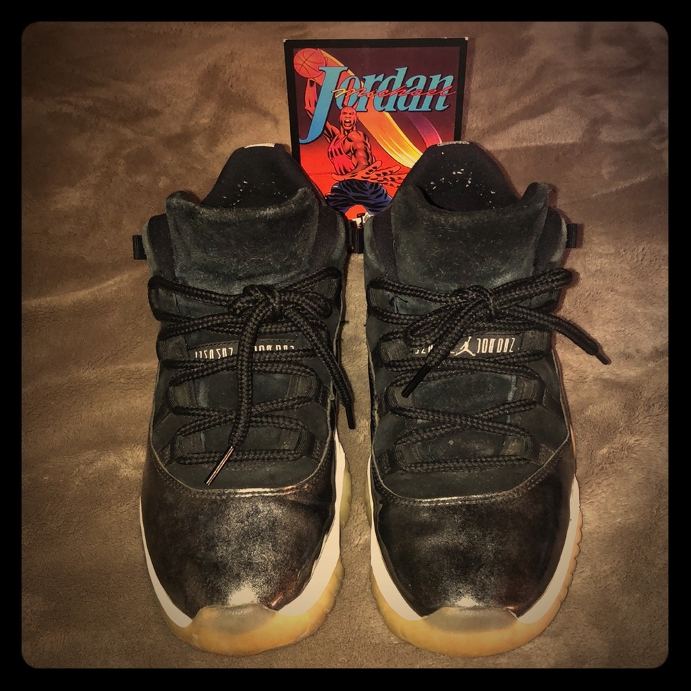 Sneakers Jordan Retro 11 Low Mens Size 8.5 Used